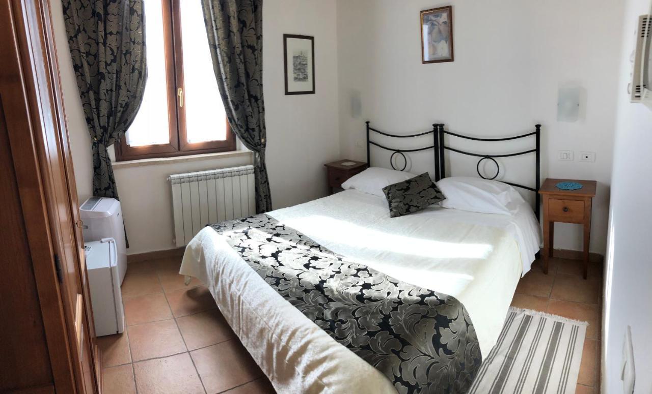 Villa Tuscany Сиена Экстерьер фото