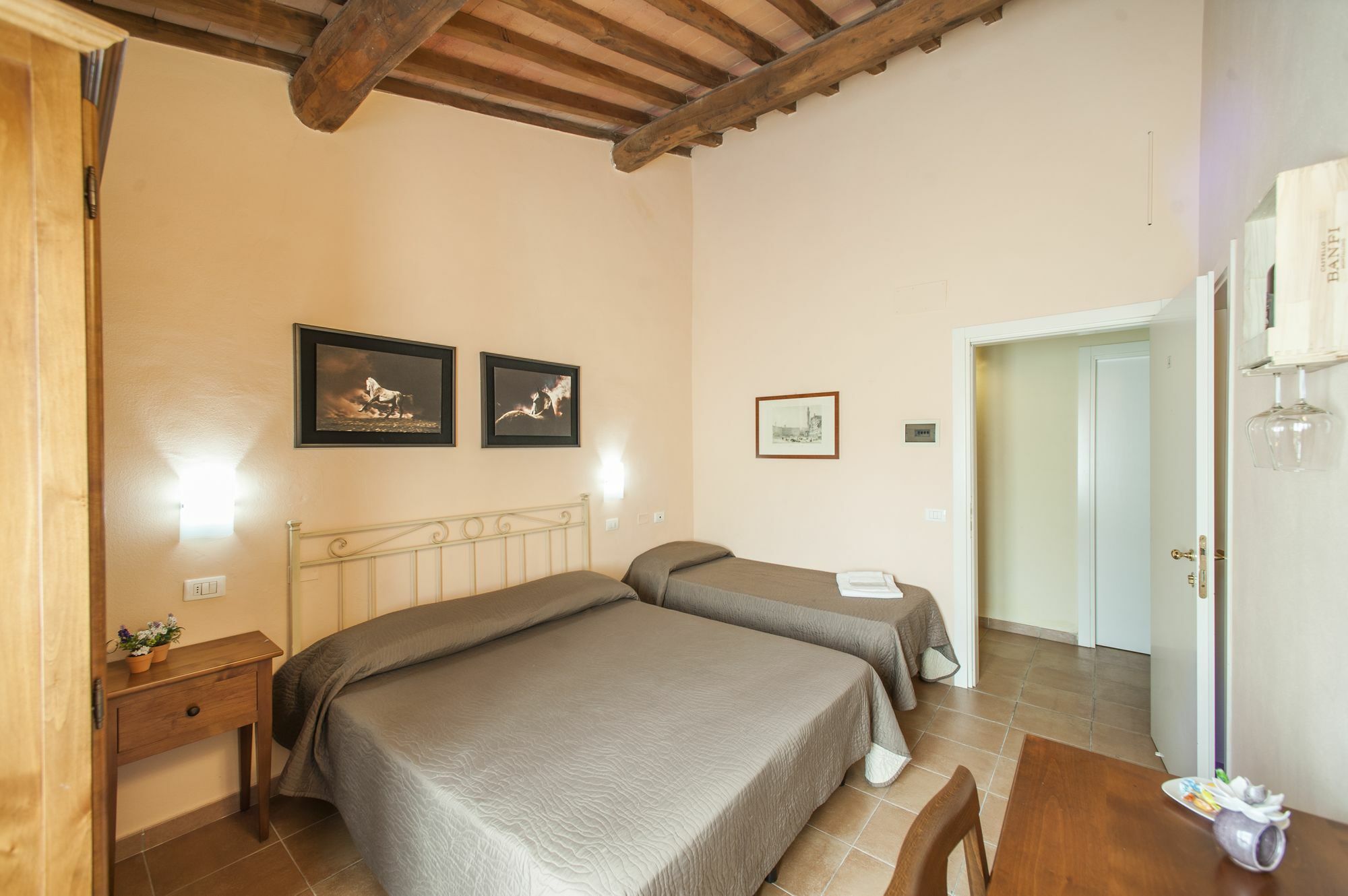 Villa Tuscany Сиена Экстерьер фото