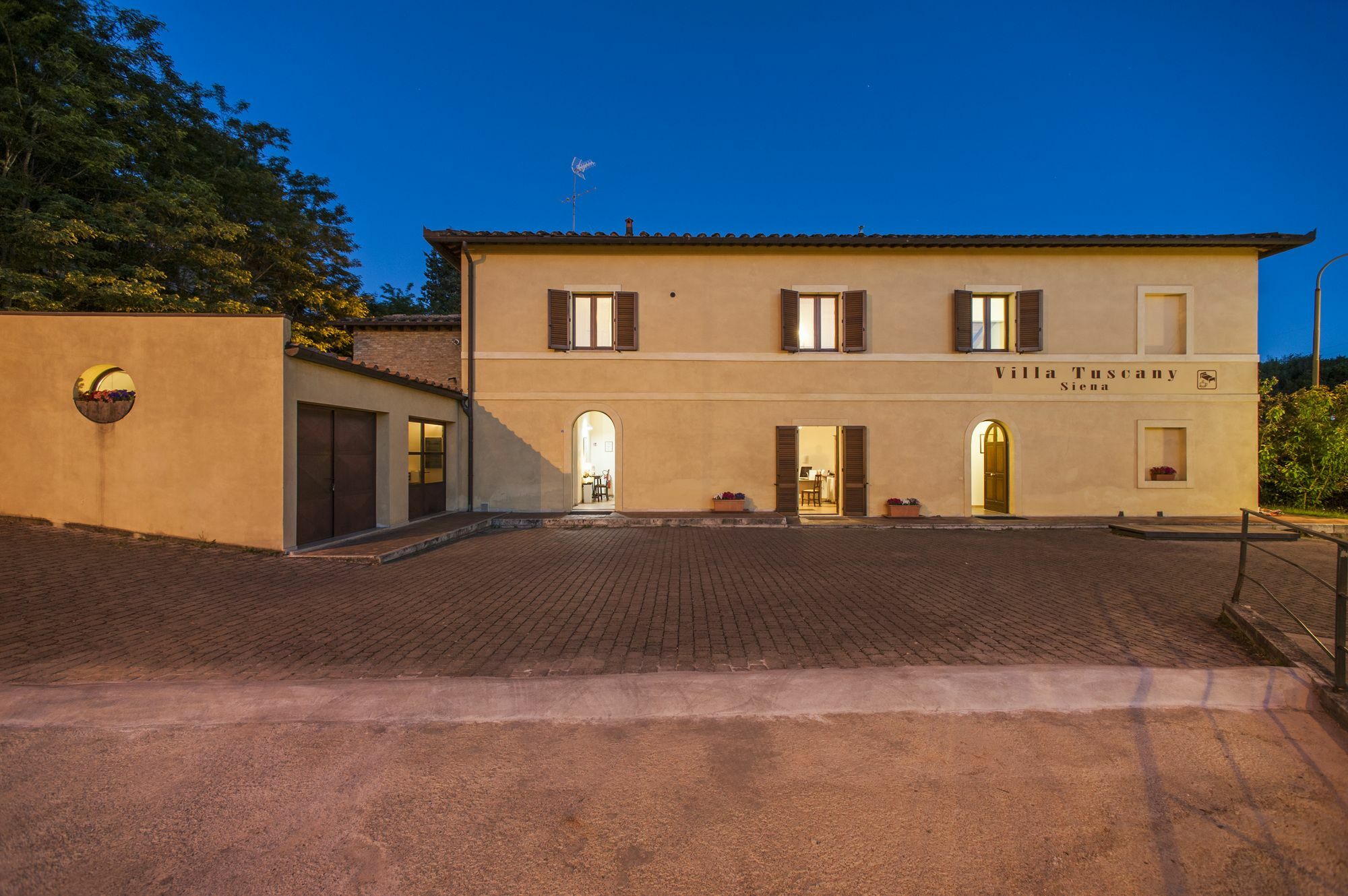 Villa Tuscany Сиена Экстерьер фото